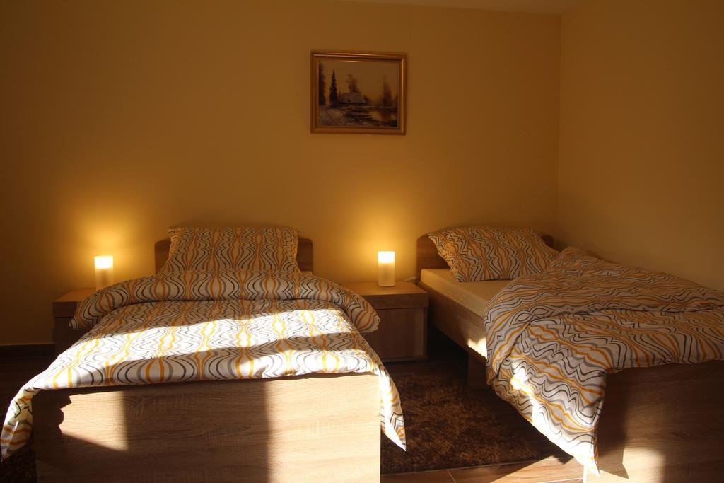 Apartament Aldi Bielsko-Biala Bagian luar foto